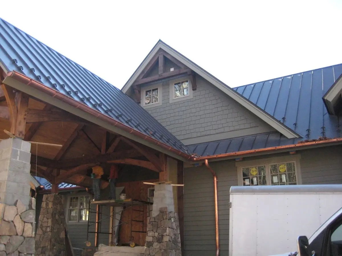 Craftsman Roofing team delivering quality roofing work in Youngtown